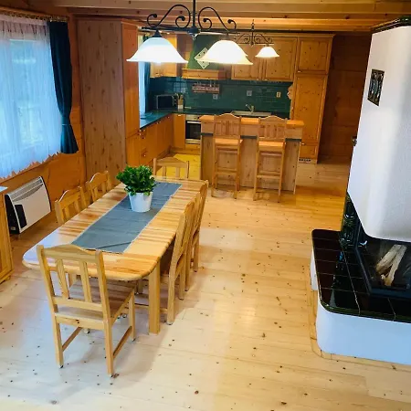 Zrub Na Briezku Nyaraló Kékellő